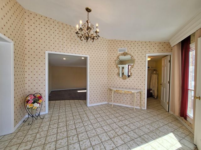 5795 Taft Place, Merrillville, IN 46410