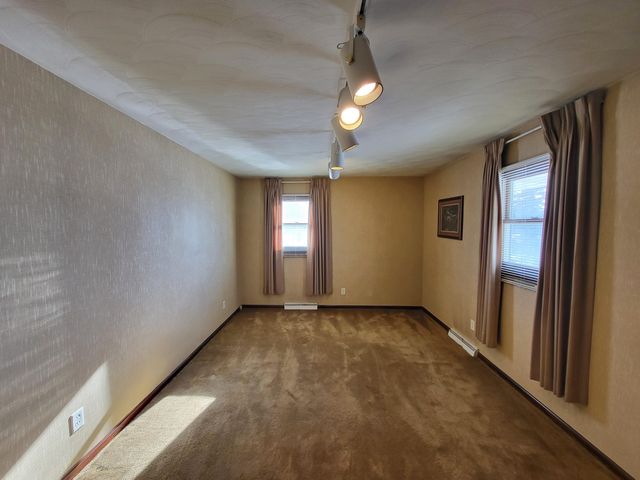 5795 Taft Place, Merrillville, IN 46410