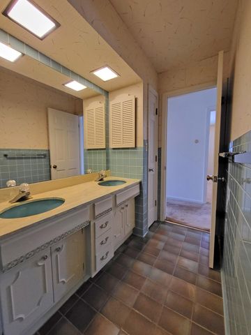 5795 Taft Place, Merrillville, IN 46410