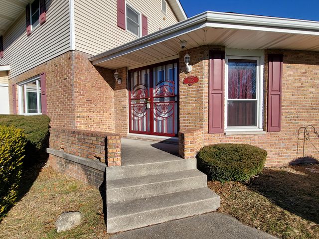 5795 Taft Place, Merrillville, IN 46410