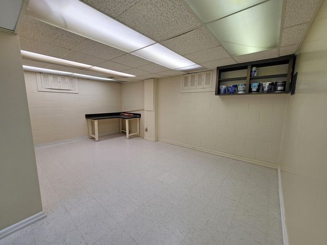 5795 Taft Place, Merrillville, IN 46410