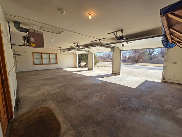 5795 Taft Place, Merrillville, IN 46410