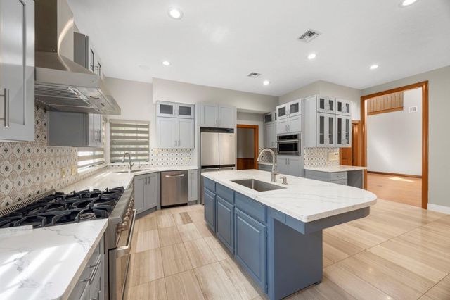 3618 Aspenwood Drive, Richmond, TX 77406