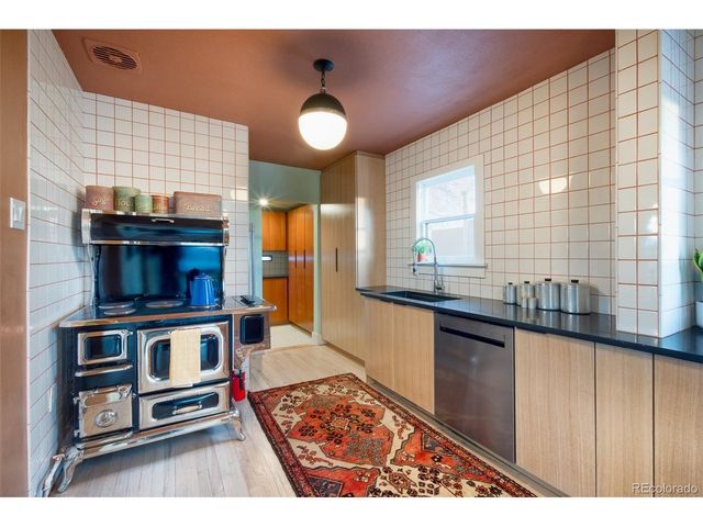 1220 Holly St, Pueblo, CO 81006