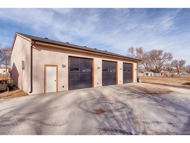 1220 Holly St, Pueblo, CO 81006