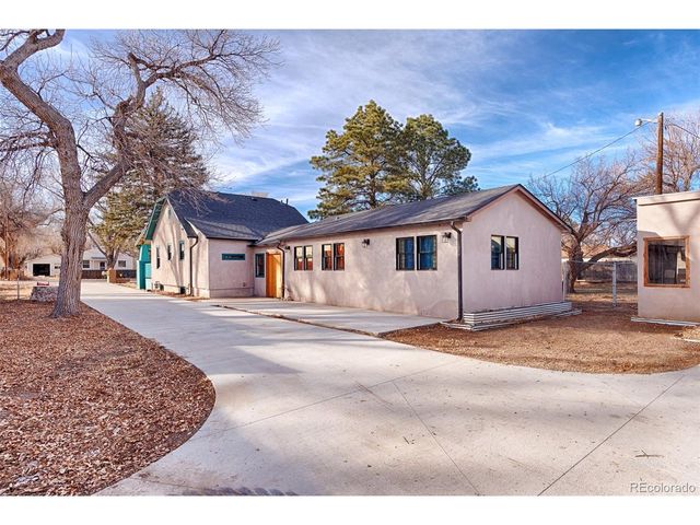 1220 Holly St, Pueblo, CO 81006