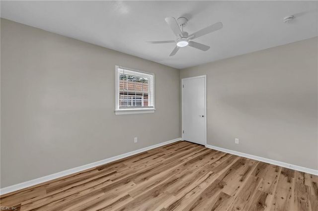 3716 Linnet LN, Portsmouth, VA 23703