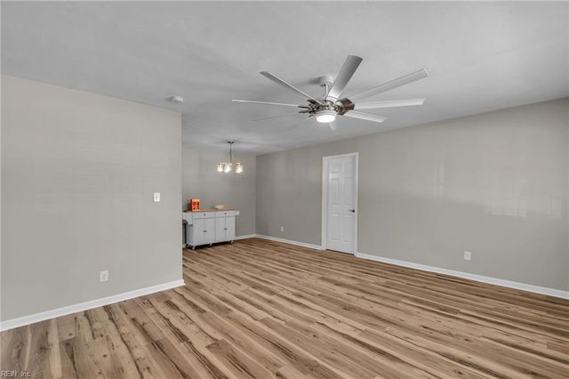 3716 Linnet LN, Portsmouth, VA 23703