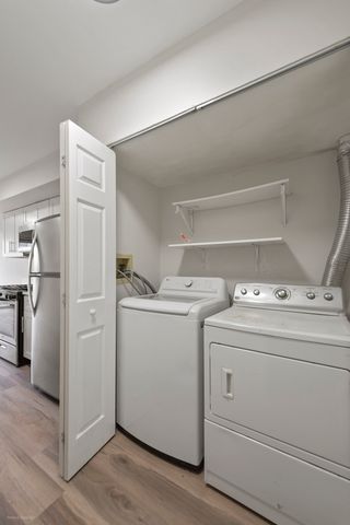 231 IVY Court 231, Streamwood, IL 60107