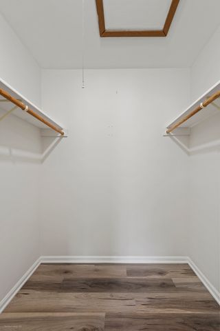 231 IVY Court 231, Streamwood, IL 60107