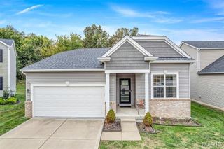 263 Thorn Brook Drive, O'fallon, MO 63366