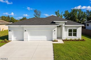 1105 NE 10TH ST, Cape Coral, FL 33993