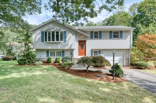 15 Carter Drive, Tolland, CT 06084