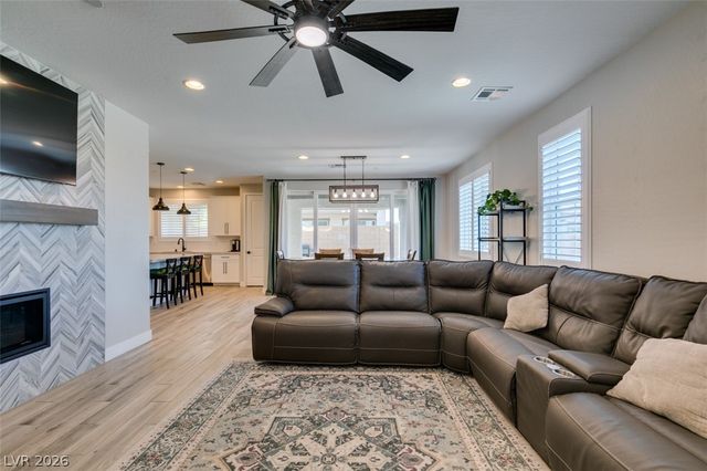 129 Orchestral Lane, Henderson, NV 89011