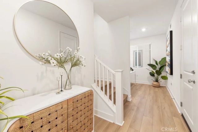 470 Lobata, Irvine, CA 92618