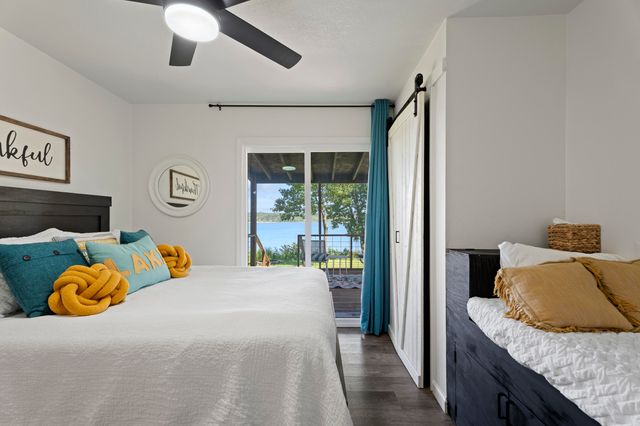 24721 S 613 Road, Grove, OK 74344