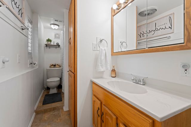 24721 S 613 Road, Grove, OK 74344