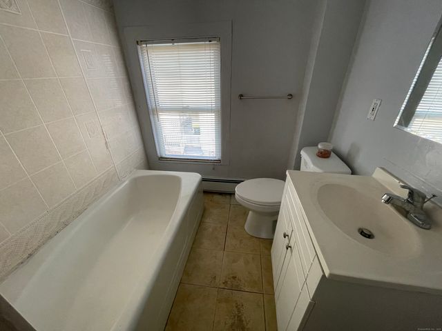 25 Pleasant Street, Ansonia, CT 06401