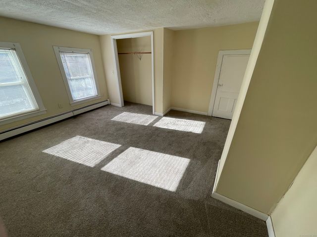 25 Pleasant Street, Ansonia, CT 06401