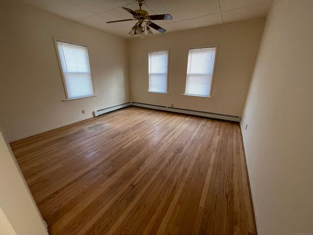 25 Pleasant Street, Ansonia, CT 06401