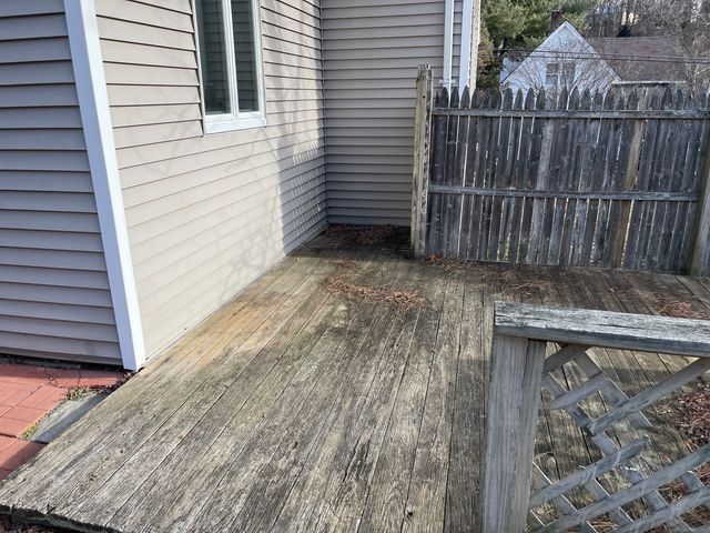 25 Pleasant Street, Ansonia, CT 06401