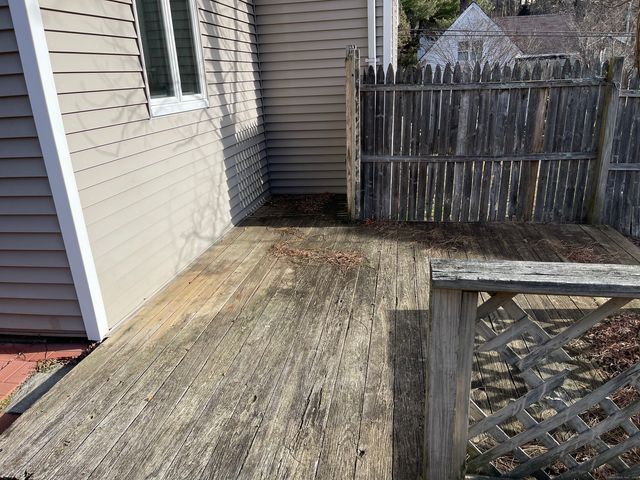 25 Pleasant Street, Ansonia, CT 06401