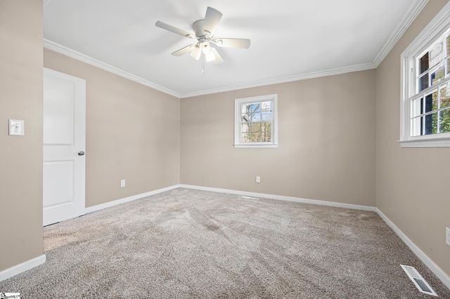 101 Nottingham Lane, Easley, SC 29640