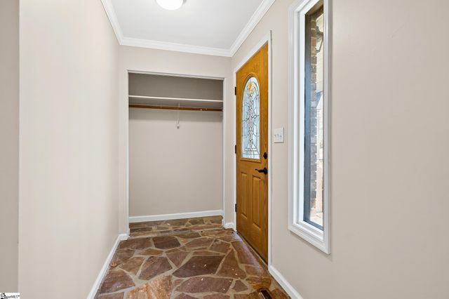 101 Nottingham Lane, Easley, SC 29640