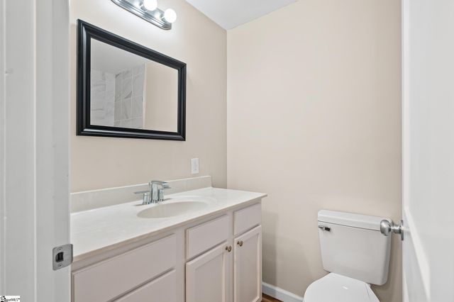 101 Nottingham Lane, Easley, SC 29640