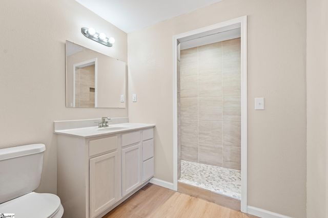 101 Nottingham Lane, Easley, SC 29640