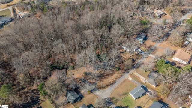 101 Nottingham Lane, Easley, SC 29640