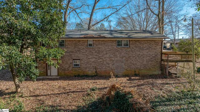 101 Nottingham Lane, Easley, SC 29640