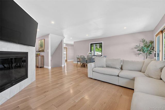 175 W Lakeshore Drive, Carmel, NY 10512