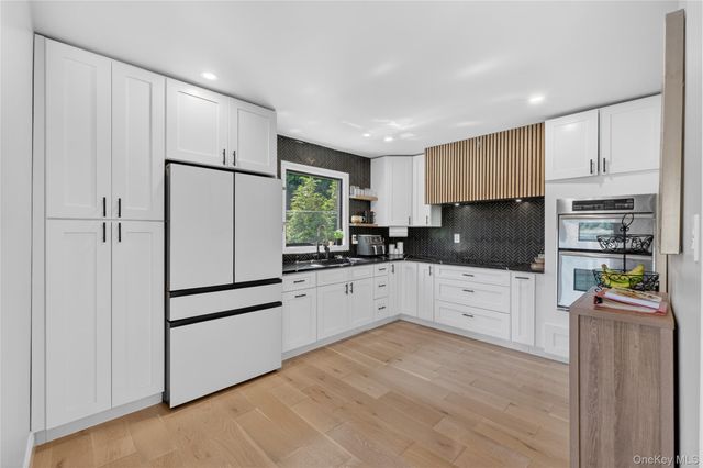 175 W Lakeshore Drive, Carmel, NY 10512