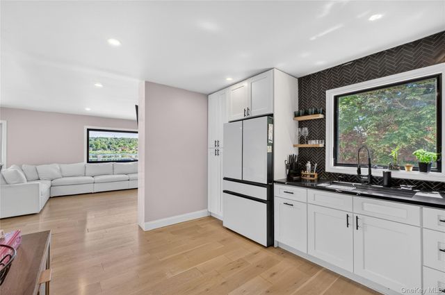 175 W Lakeshore Drive, Carmel, NY 10512