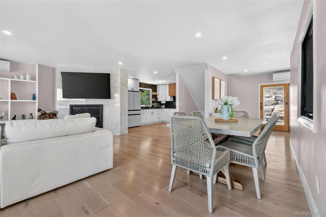 175 W Lakeshore Drive, Carmel, NY 10512