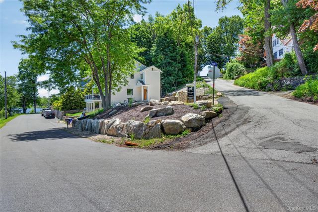 175 W Lakeshore Drive, Carmel, NY 10512