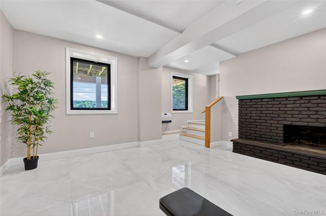 175 W Lakeshore Drive, Carmel, NY 10512