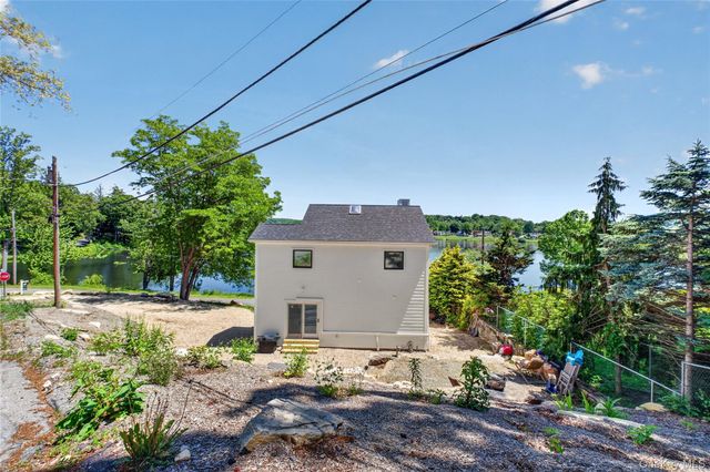 175 W Lakeshore Drive, Carmel, NY 10512
