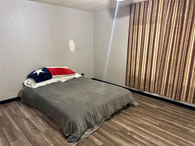 168 County Road 193, Gainesville, TX 76240