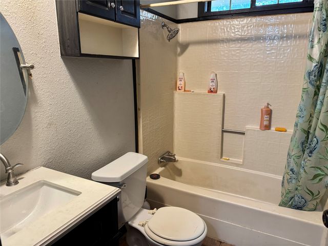 168 County Road 193, Gainesville, TX 76240