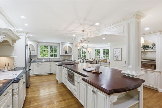 94 College Road, Concord, MA 01742