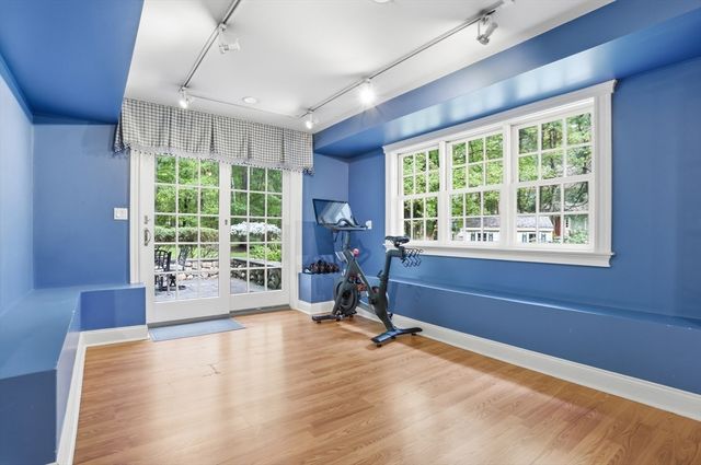 94 College Road, Concord, MA 01742