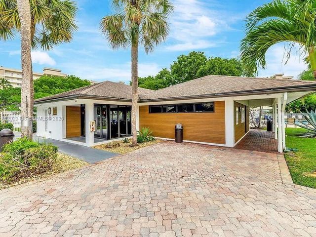 2671 S Course Drive 408, Pompano Beach, FL 33069