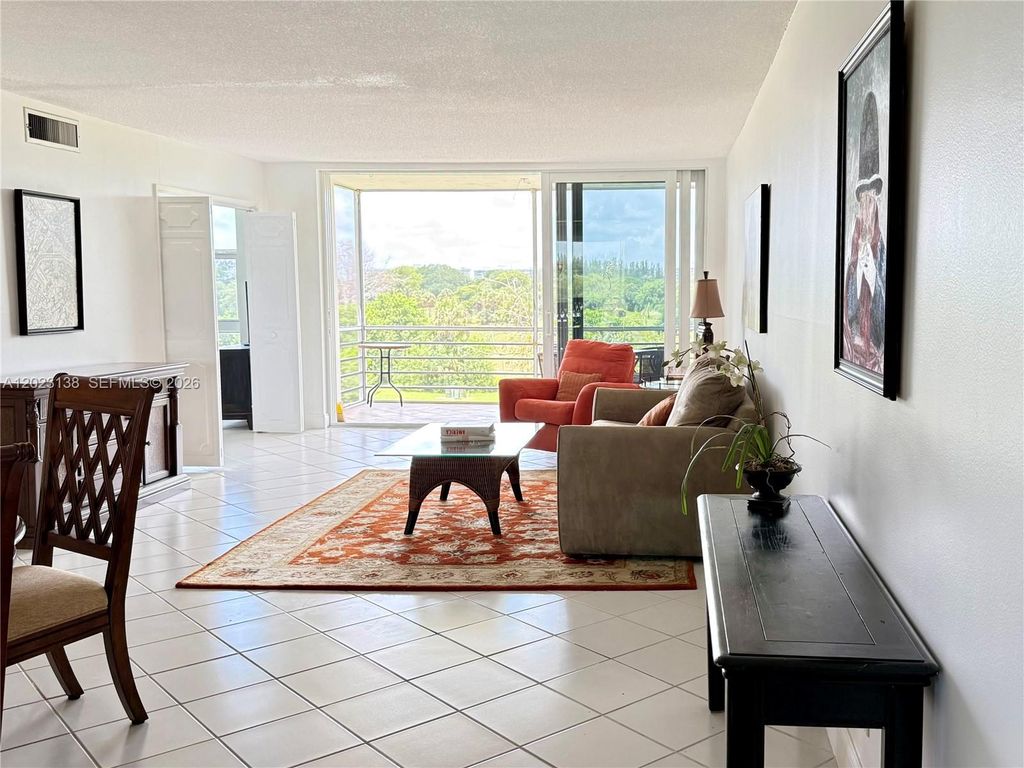 2671 S Course Drive 408, Pompano Beach, FL 33069