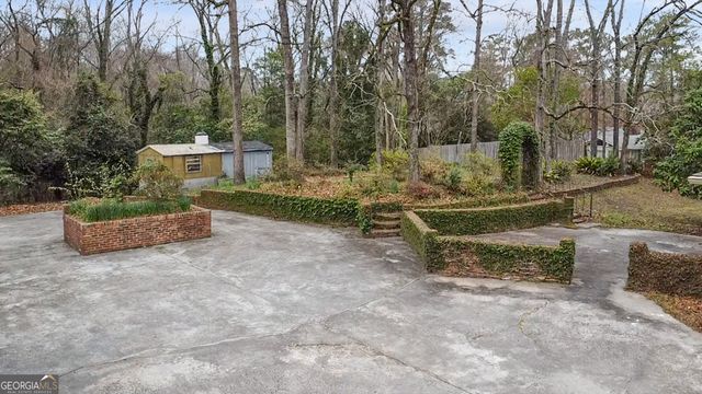 858 Fair Oaks Drive, Macon, GA 31204