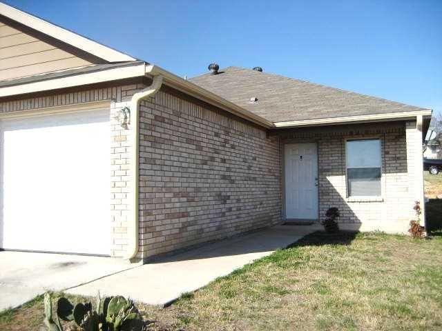 717 Claremont PKWY B, Marble Falls, TX 78654