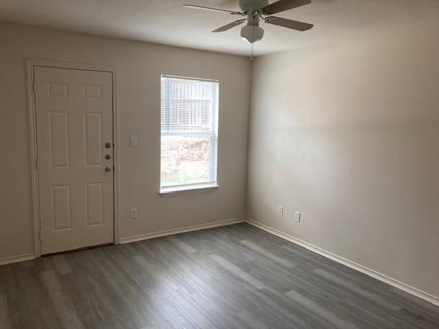 717 Claremont PKWY B, Marble Falls, TX 78654