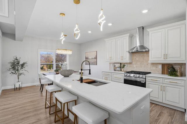 4403 GLEN EAGLE DR, Columbia, MO 65203