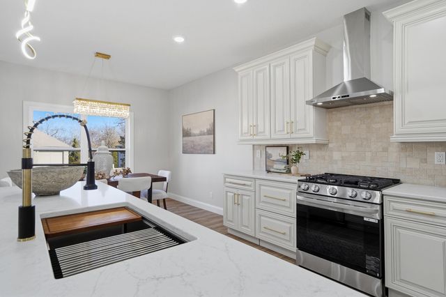 4403 GLEN EAGLE DR, Columbia, MO 65203